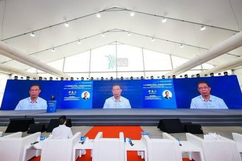 鐘南山在世界人工智能大會(huì)主旨發(fā)言 人工智能助力構(gòu)建人類衛(wèi)生健康共同體